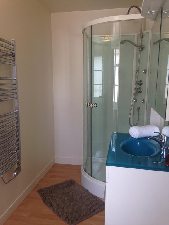 Kasaloc Apartment Maintenon Bagian luar foto